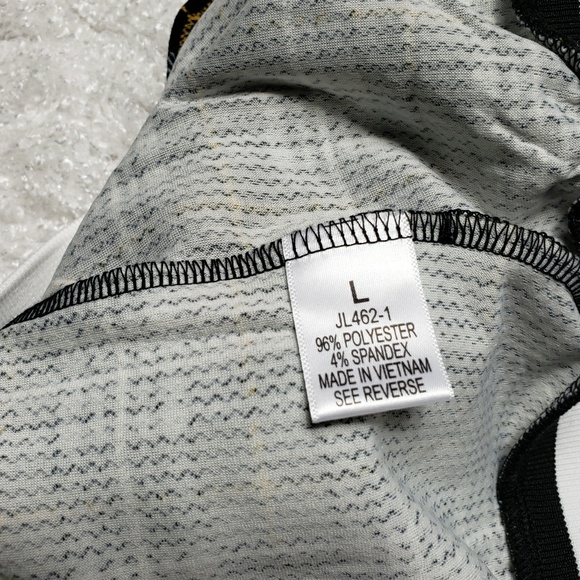 SALE!! Inspired bomber jacket - Picture 7 of 8